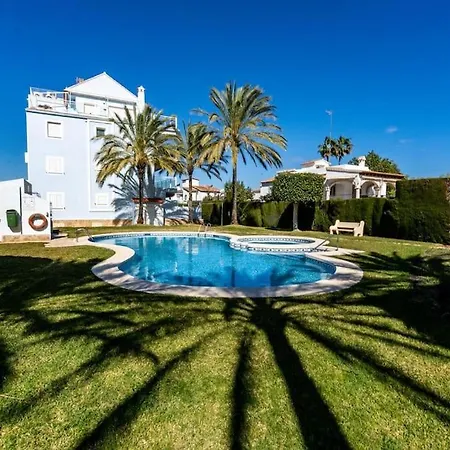 With Terrace, 250m From The * Denia