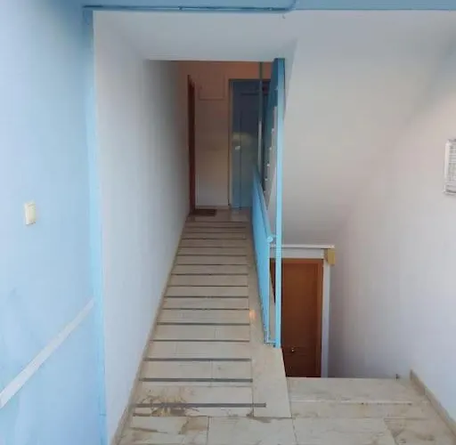 With Terrace, 250m From The * Denia