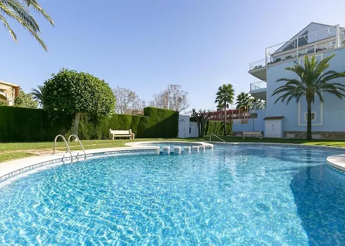 With Terrace, 250m From The Apartment Denia